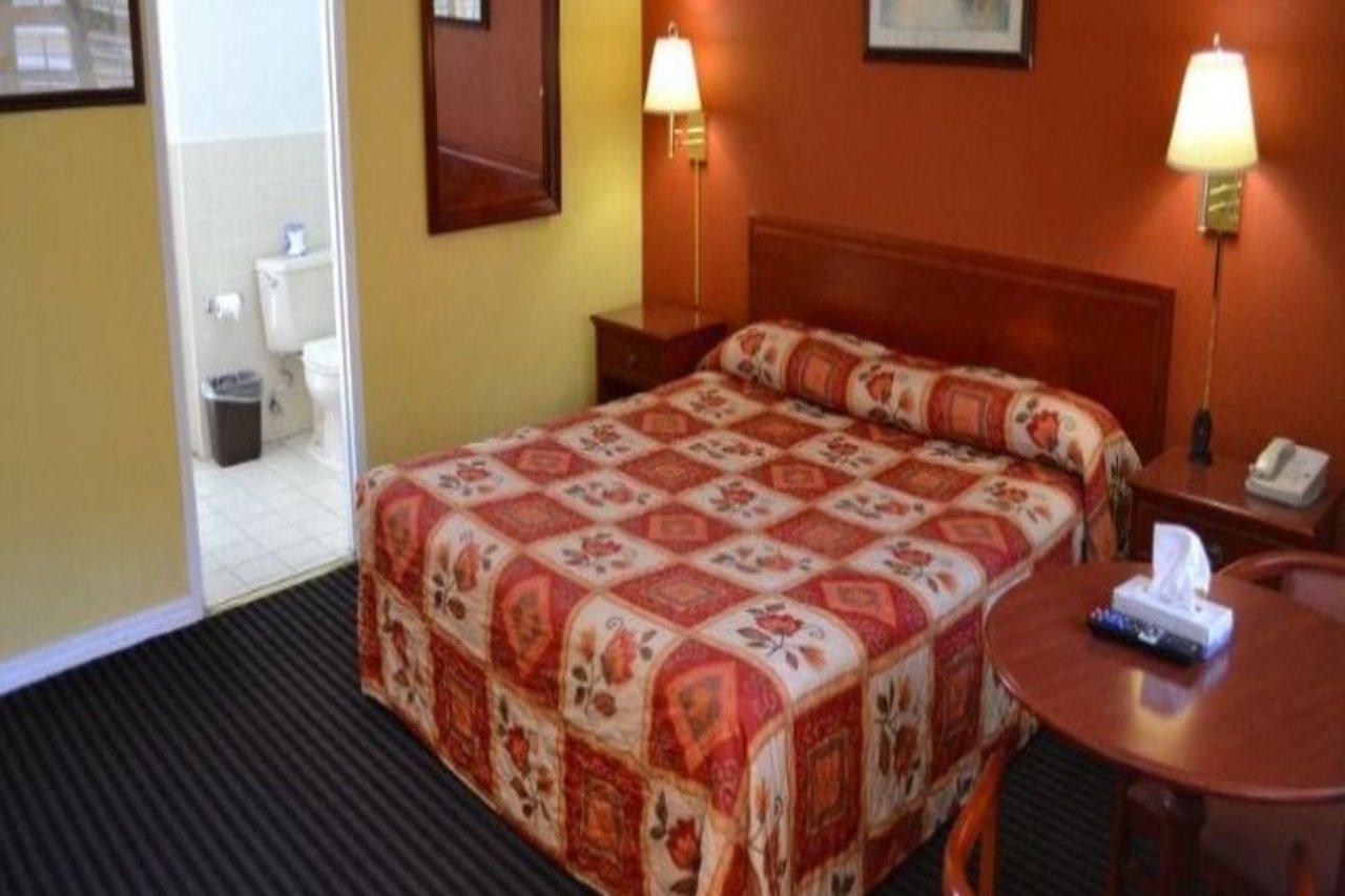Alpha Inn And Suites Сан Франциско Екстериор снимка