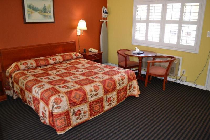 Alpha Inn And Suites Сан Франциско Екстериор снимка