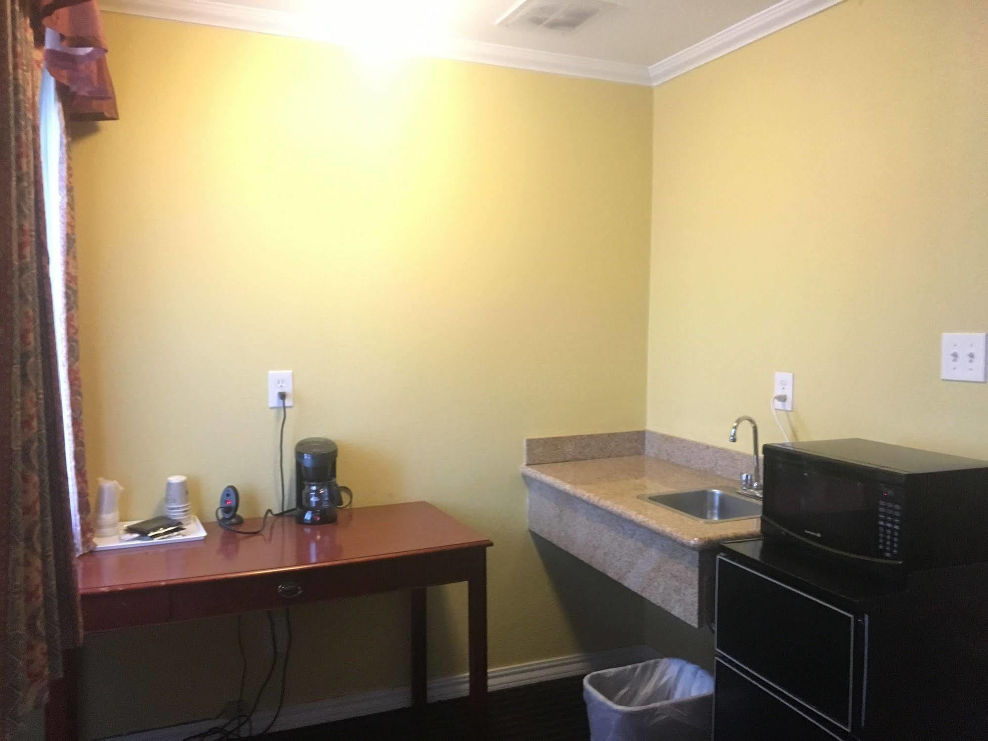 Alpha Inn And Suites Сан Франциско Екстериор снимка