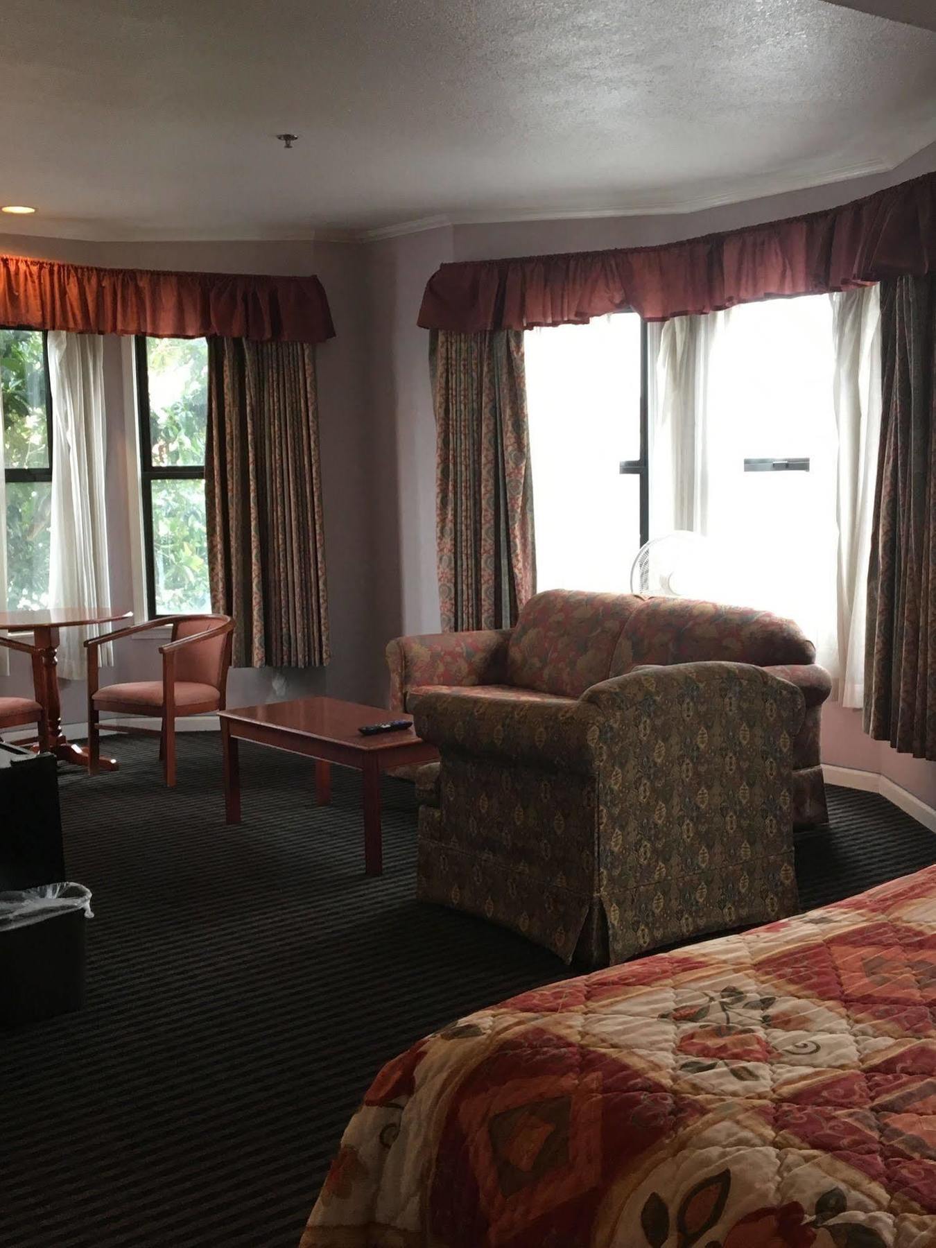 Alpha Inn And Suites Сан Франциско Екстериор снимка