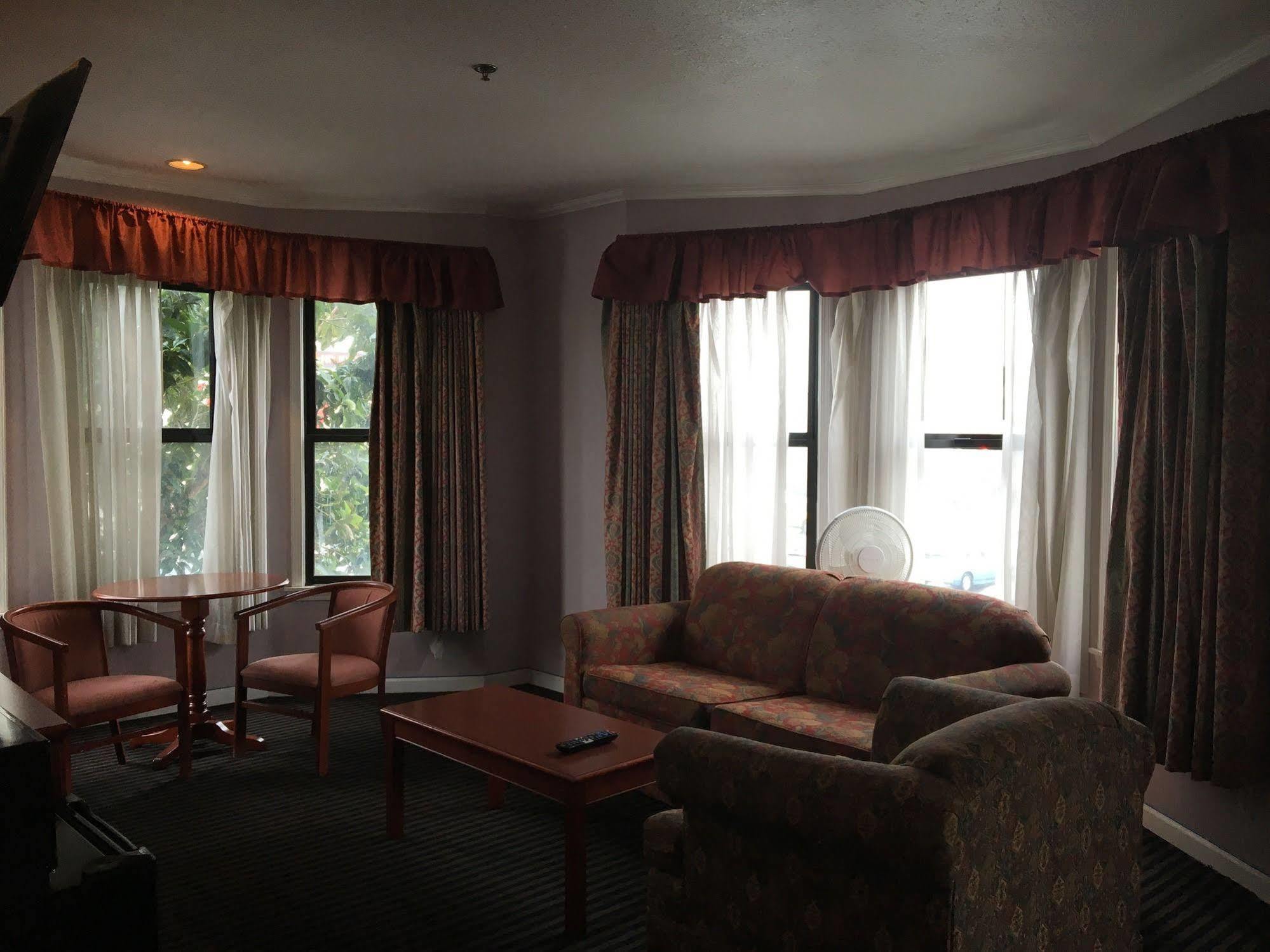 Alpha Inn And Suites Сан Франциско Екстериор снимка
