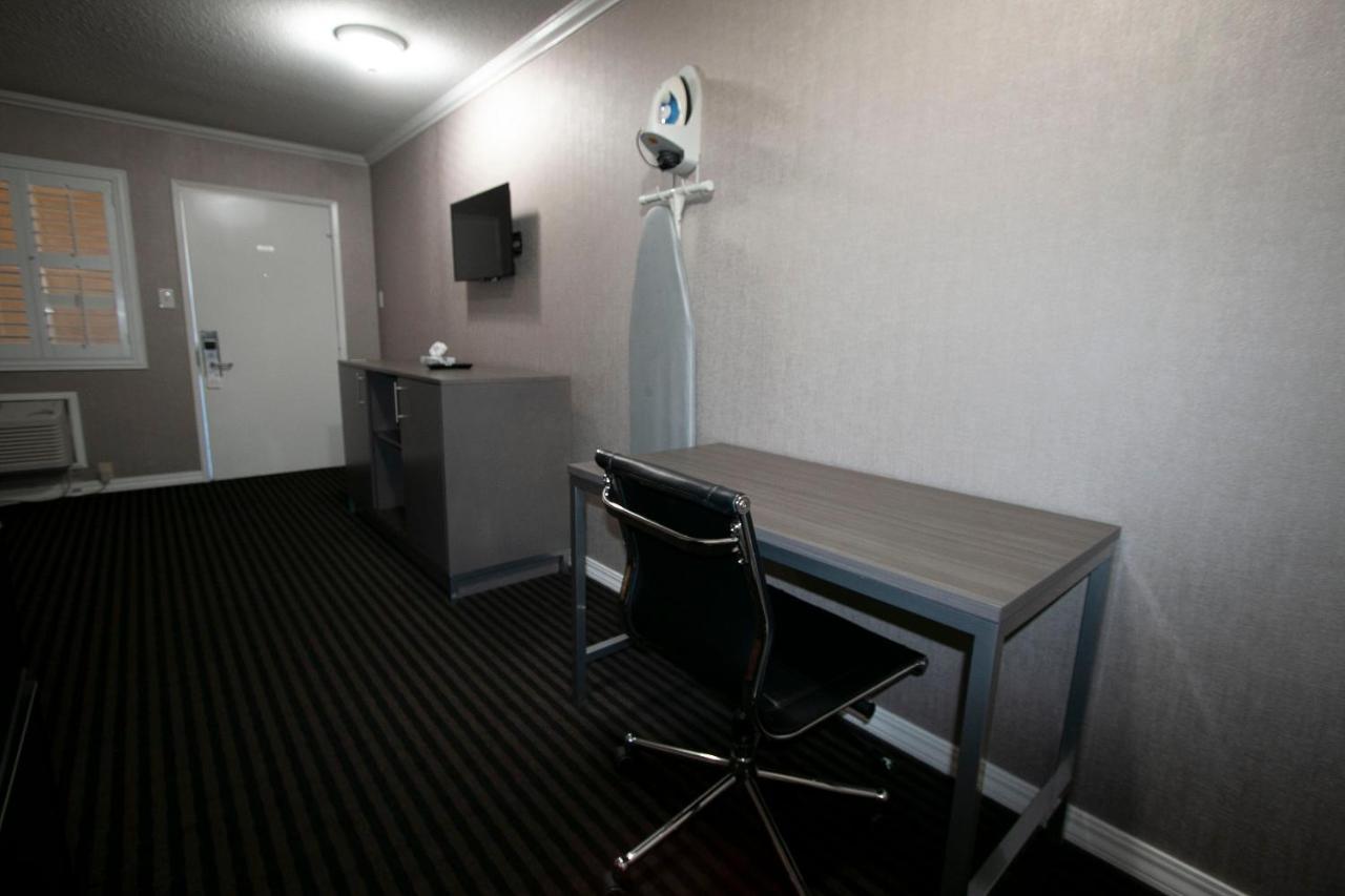 Alpha Inn And Suites Сан Франциско Екстериор снимка